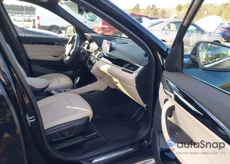 2021 BMW X1 xDrive28I из США, поврежденный, VIN WBXJG9C07M5U37554